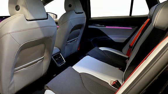 Skoda Elroq 10 of 13