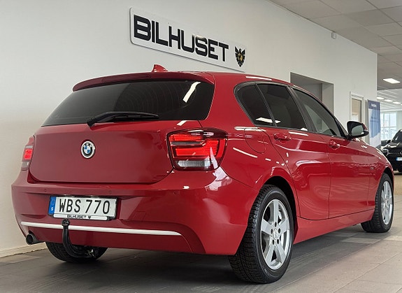BMW 120 3 of 5