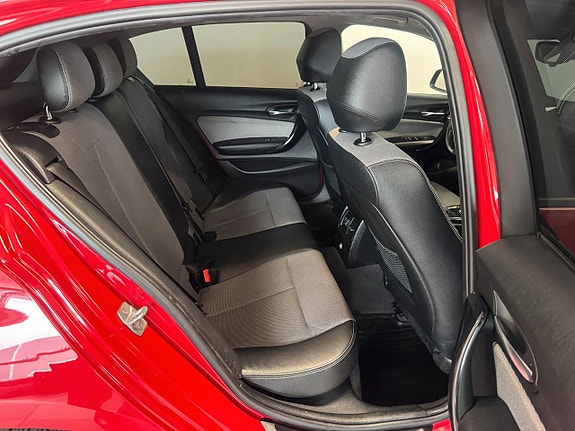 BMW 120 8 of 18