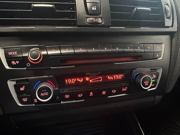 BMW 120 15 of 18
