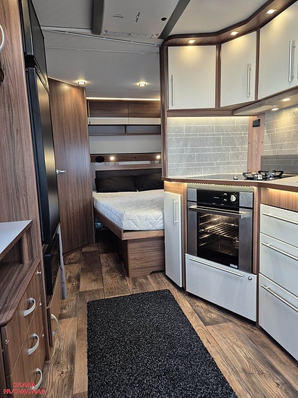Polar 560 CTH VK Selected 6 of 21
