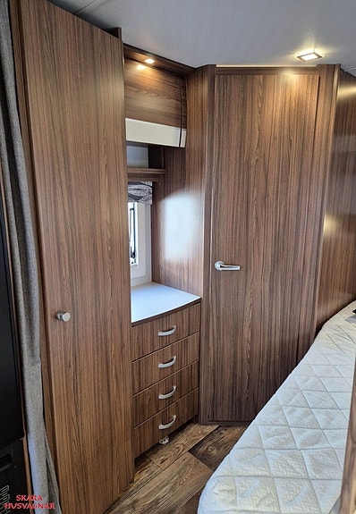 Polar 560 CTH VK Selected 18 of 21
