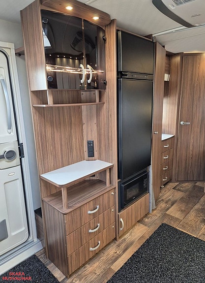 Polar 560 CTH VK Selected 14 of 21