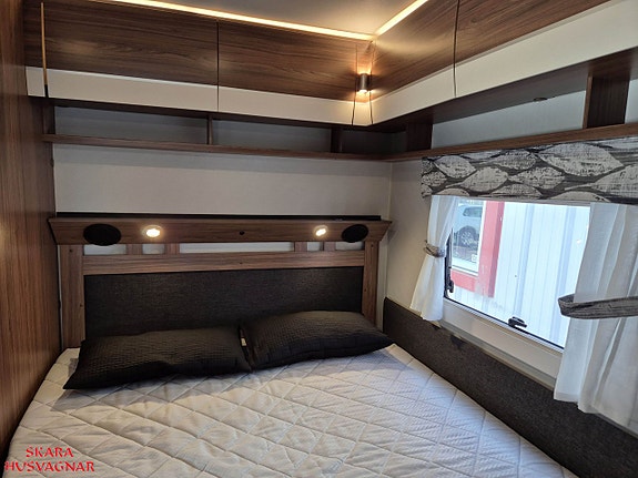 Polar 560 CTH VK Selected 17 of 21