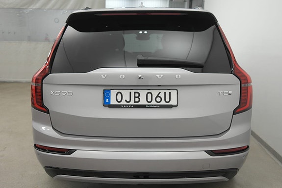 Volvo XC90 16 of 20