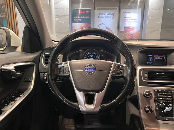 Volvo V60 20 of 30