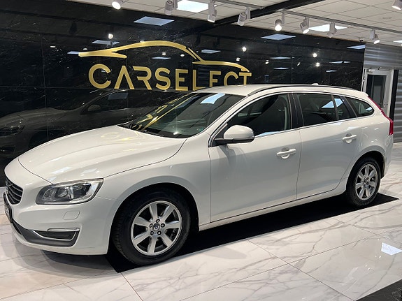 Volvo V60 4 of 30