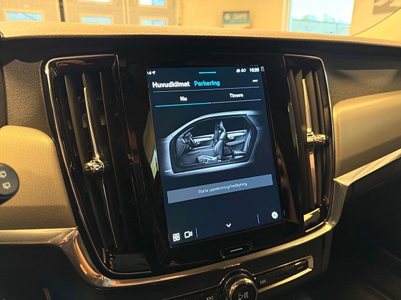 Volvo V90 16 of 27
