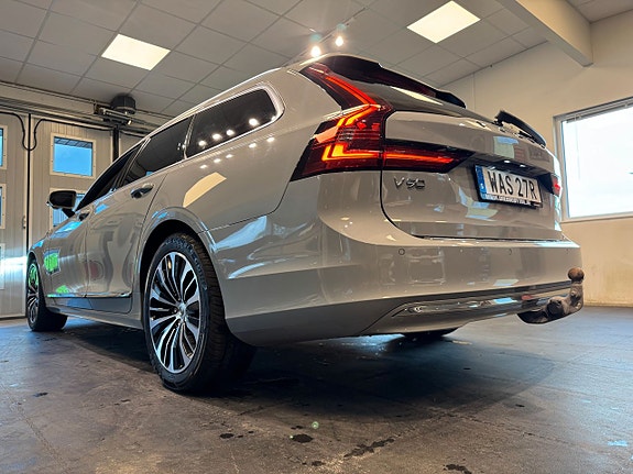 Volvo V90 20 of 27