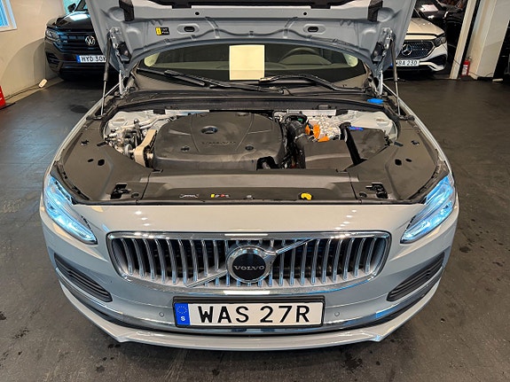 Volvo V90 24 of 27