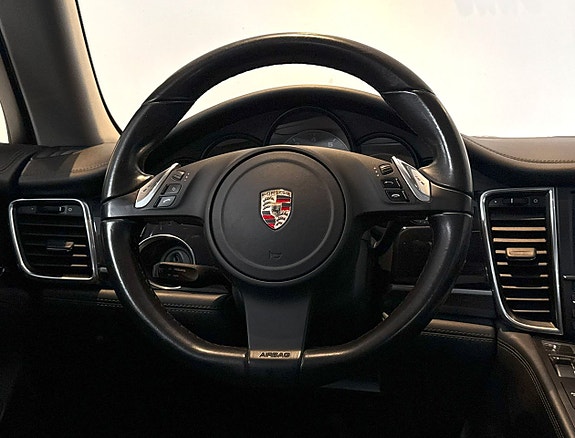 Porsche Panamera S 17 of 20