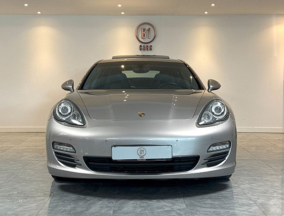 Porsche Panamera S 6 of 20