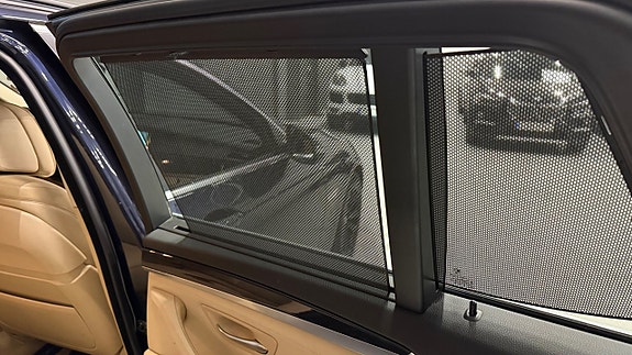 BMW 520 15 of 30