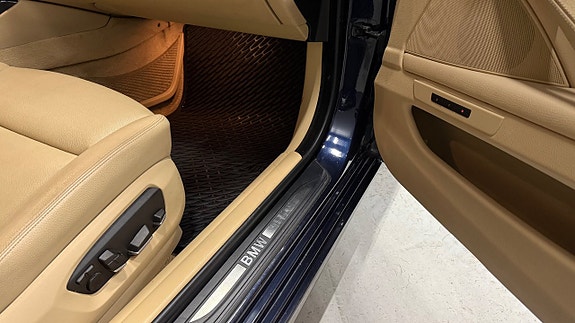 BMW 520 17 of 30