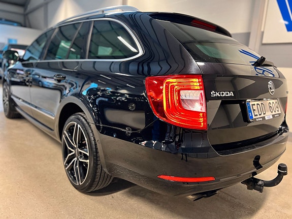 Skoda Superb 4 of 5