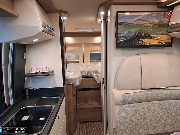 Carthago Van 640 LE charming GT 35L / 3500kg 7 of 13