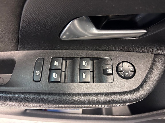 Opel Mokka-e 19 of 23