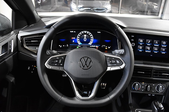 Volkswagen Taigo 11 of 24