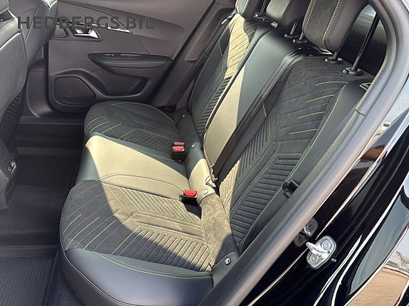 Peugeot 2008 8 of 23
