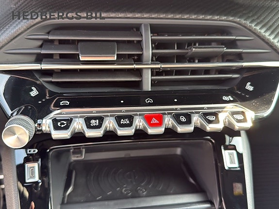 Peugeot 2008 18 of 23