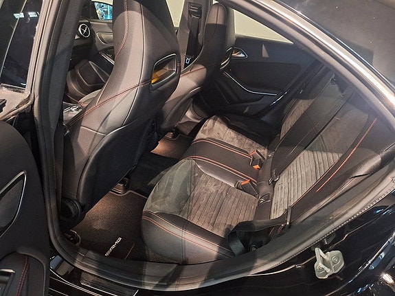Mercedes-Benz CLA220 d 11 of 12