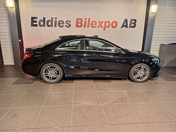 Mercedes-Benz CLA220 d 3 of 5
