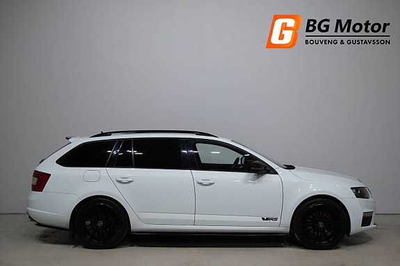 Skoda Octavia RS 3 of 5