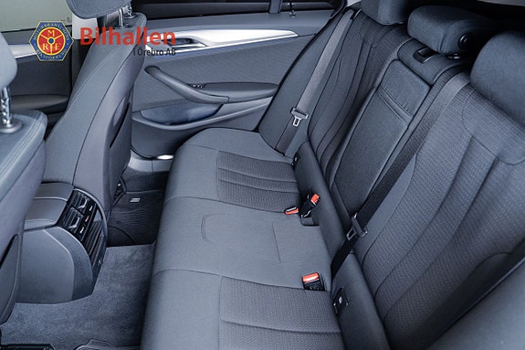 BMW 530d 18 of 18