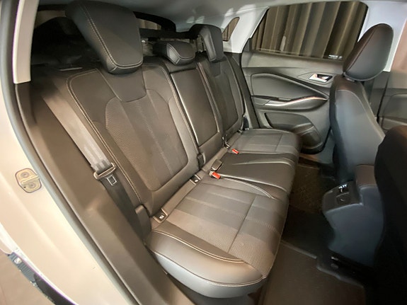 Opel Grandland X 10 of 30