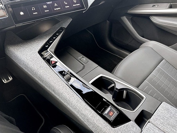 Peugeot 5008 11 of 16