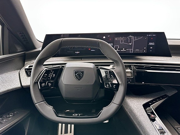 Peugeot 5008 8 of 16