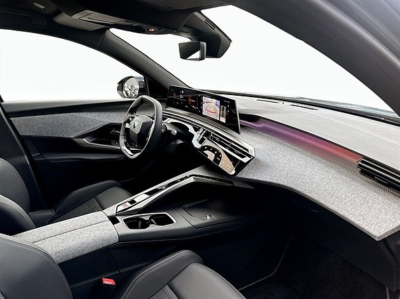 Peugeot 5008 12 of 16