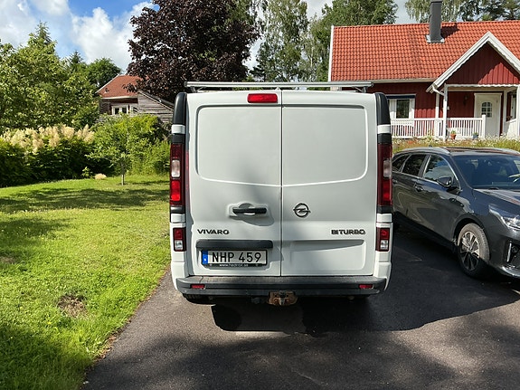 Opel Vivaro 3 of 5