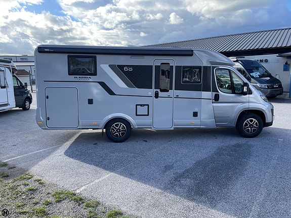 Adria Compact Dl 60Y | LÅNGBÄDDAR | 60Y DESIGN 3 of 27