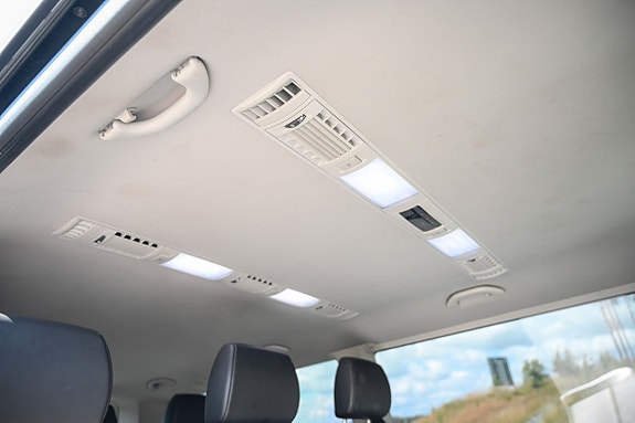 Volkswagen Caravelle 20 of 21