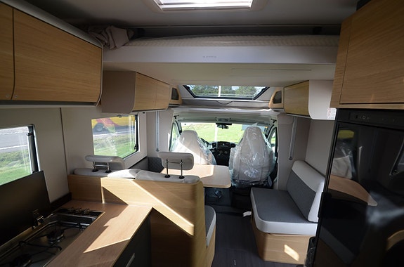 Adria MATRIX 670 SL 60Y - Fiat MultiJet3 140HP (103kW) HD 35L 15 of 17