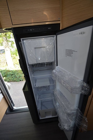 Adria MATRIX 670 SL 60Y - Fiat MultiJet3 140HP (103kW) HD 35L 11 of 17