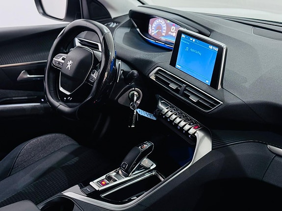 Peugeot 3008 5 of 5