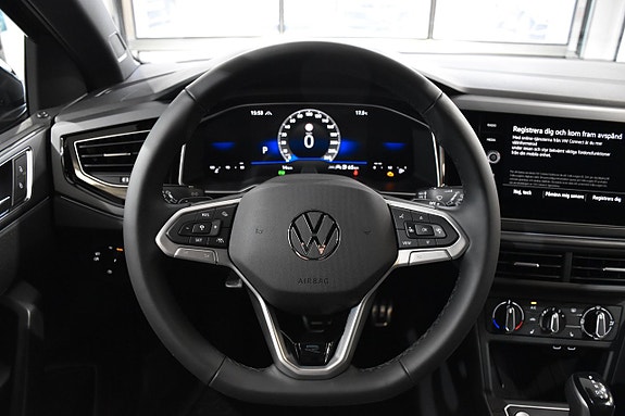 Volkswagen Taigo 12 of 25