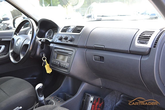 Skoda Fabia 11 of 16