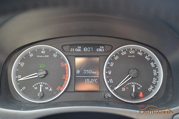 Skoda Fabia 13 of 16