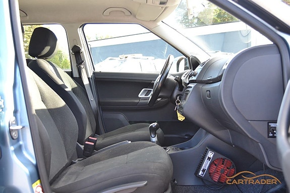 Skoda Fabia 10 of 16
