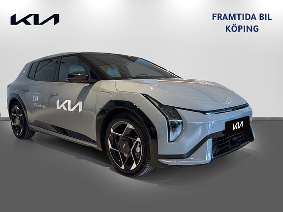 Kia EV4 3 of 5