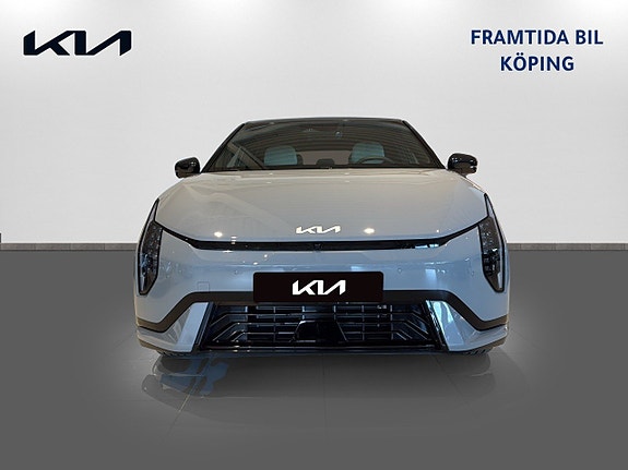 Kia EV4 2 of 5