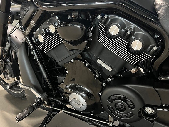 Harley-Davidson VRSCDX Night Rod Special  1.3 14 of 14