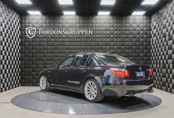 BMW M5 4 of 27