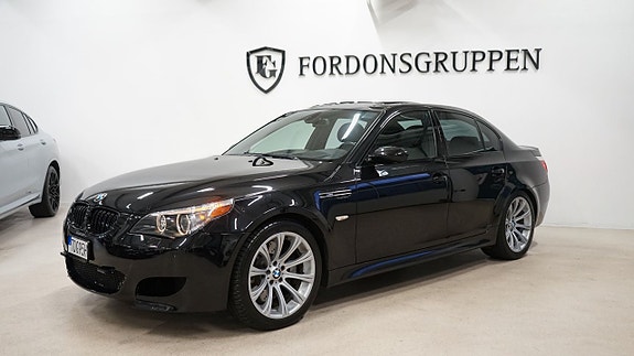 BMW M5 2 of 5