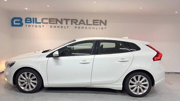 Volvo V40 7 of 20