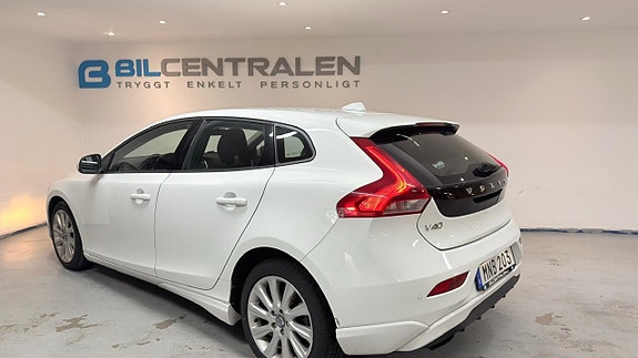 Volvo V40 5 of 20