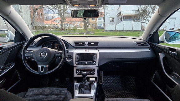 Volkswagen Passat 5 of 5